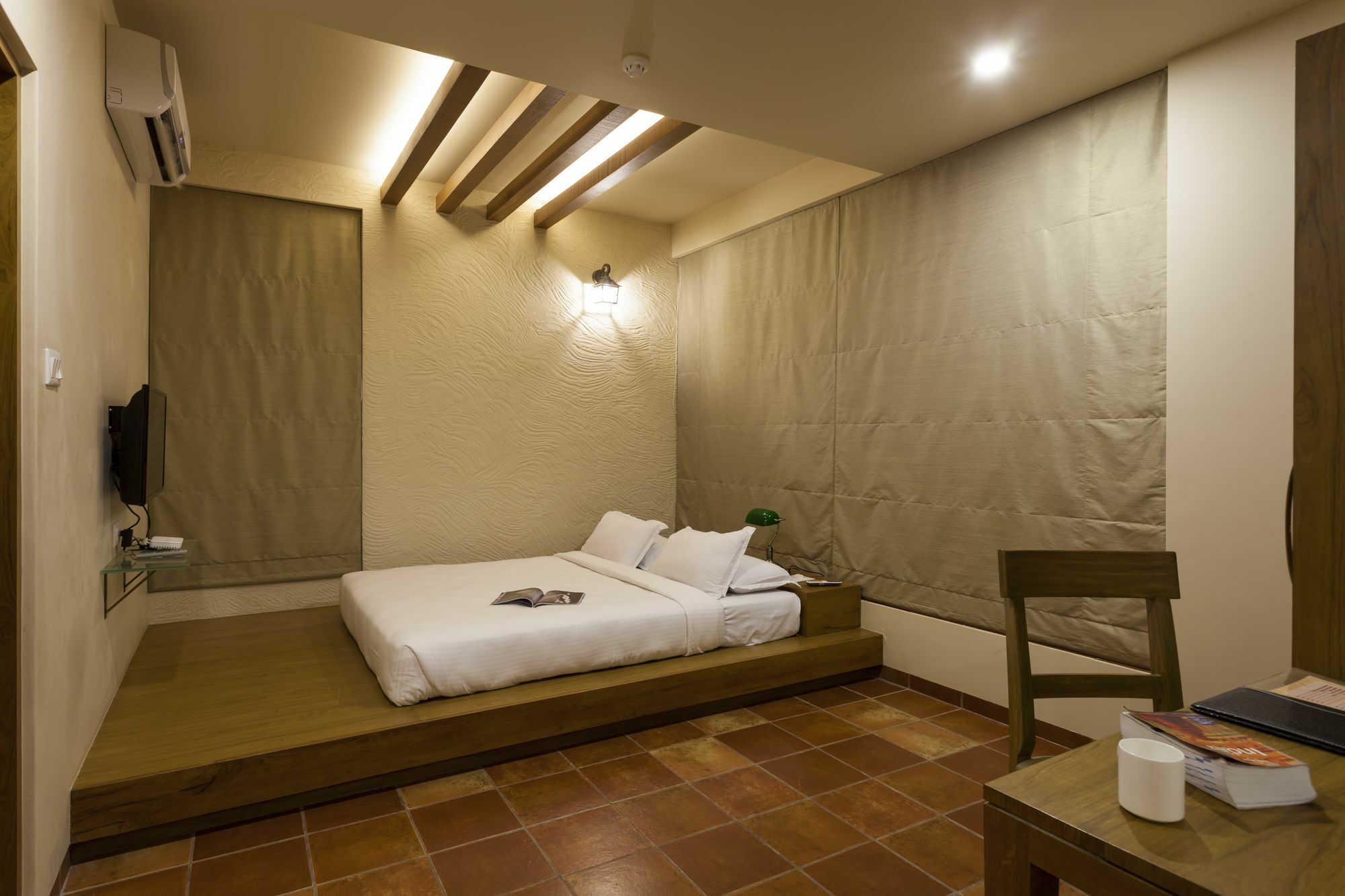 Hotel K Tree - A Boutique Hotel Kolhápur Kültér fotó